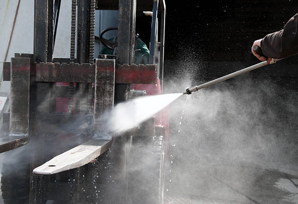 Best Commercial Building Pressure Washing  in Pine Bluffs, WY