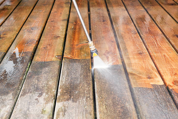 Garage Pressure Washing in Pine Bluffs, WY